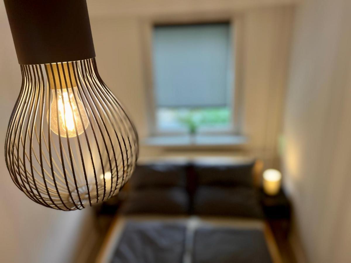Kmhosting Zentrum Modern Appartement - Kingsize Boxspringbett เคมนิตซ์ ภายนอก รูปภาพ